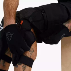 Race Face Ambush Leg - Stealth -Bikes Verkaufsgeschäft 821973447650 AMBUSH LEG STEALTH L D5