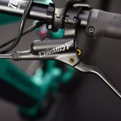 Haibike AllMtn 1 MTB Fully - Aquamarine / Black 11 Haibike AllMtn 1 MTB Fully - Aquamarine / Black -Bikes Verkaufsgeschäft Haibike MY21 Detail Handlebar AllMtn 1 aquamarine