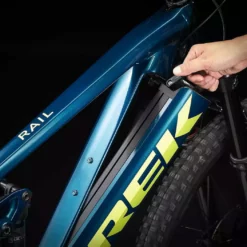 Rail 7 Dark Aquatic/Trek Black -Bikes Verkaufsgeschäft Rail7DeoreXT 22 35036 B Alt3