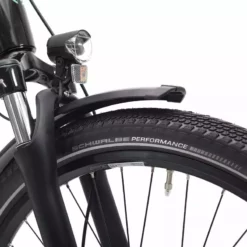 Winora Sinus R8 Herren - Onyxschwarz 15 Winora Sinus R8 Herren - Onyxschwarz -Bikes Verkaufsgeschäft Winora MY21 Detail Lights Sinus R8 Men